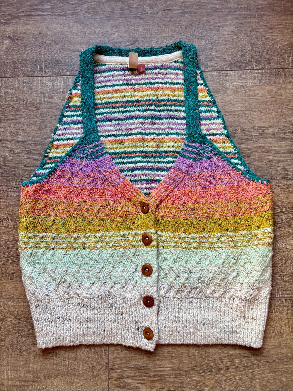 Pilcro Multicolor Gradient Knit Crop Tank - Picture 5 of 10